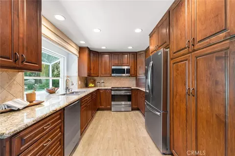 Kitchen - 5717 Shire Ct, Rancho Cucamonga, CA 91701 photo 1 of 6