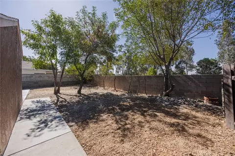 Exterior - 12623 Fuchsia Dr, Rancho Cucamonga, CA 91739 photo 6 of 7