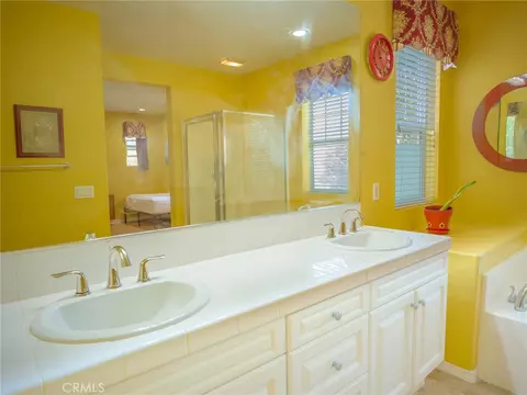Bath - 588 Athena, Carson, CA 90745 photo 3 of 3