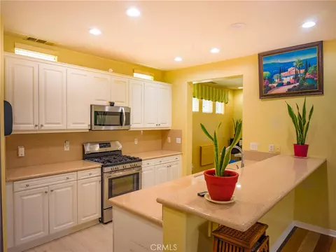 Kitchen - 588 Athena, Carson, CA 90745 photo 1 of 2