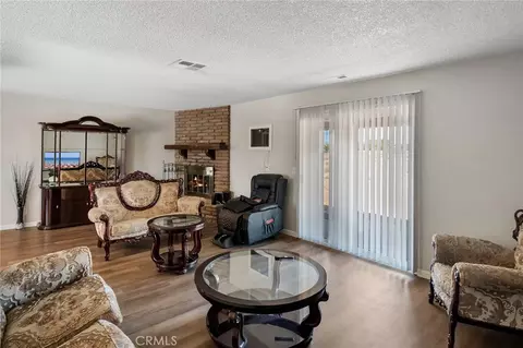 15420 Apache, Apple Valley, CA 92307 photo 4