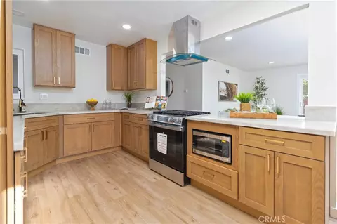 3306 Debbie, Riverside, CA 92501 photo 9