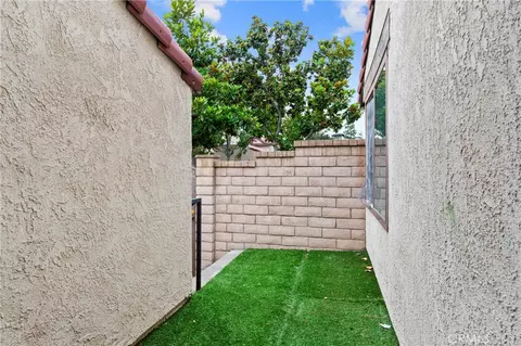 9854 Solazzo, Rancho Cucamonga, CA 91730 photo 17