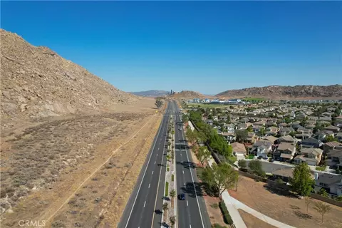 View/Area - 1888 Brockstone, Perris, CA 92571 photo 7 of 17
