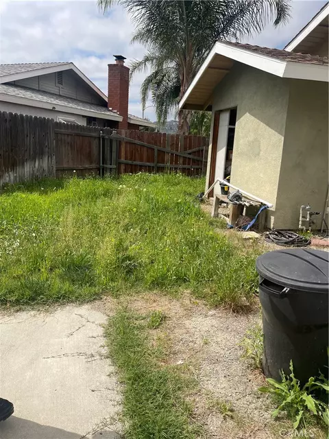 Exterior - 26380 Erwin Ct, Hemet, CA 92544 photo 4 of 6