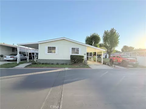 1456 Philadelphia #427, Ontario, CA 91761