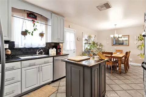 Kitchen - 108 W Desert View Dr, Barstow, CA 92311 photo 4 of 4