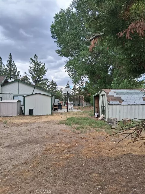 Exterior - 328 Grenfall, Big Bear City, CA 92314 photo 4 of 4