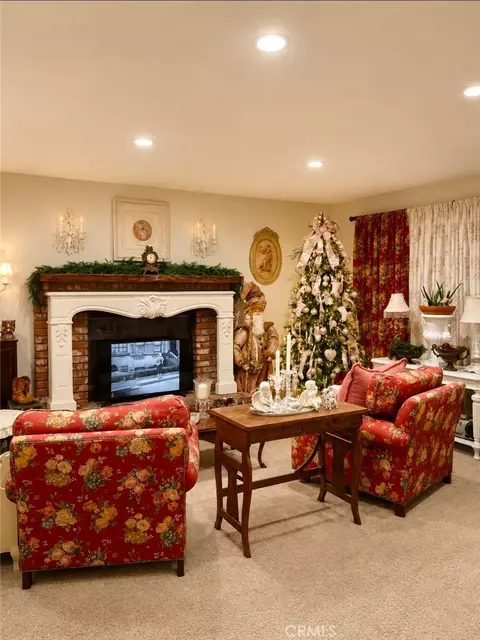 Living - 328 Grenfall, Big Bear City, CA 92314 photo 1 of 2