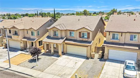 View/Area - 13957 Katelyn St, Hesperia, CA 92345 photo 1 of 8