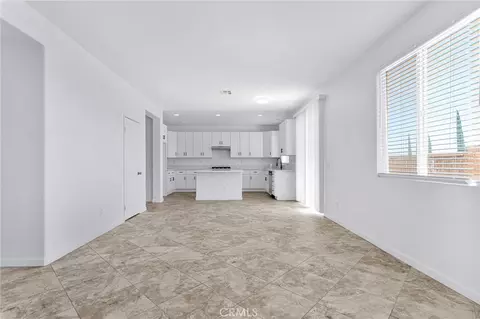 Living - 13957 Katelyn St, Hesperia, CA 92345 photo 8 of 11