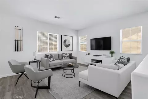 Living - 13957 Katelyn St, Hesperia, CA 92345 photo 9 of 11