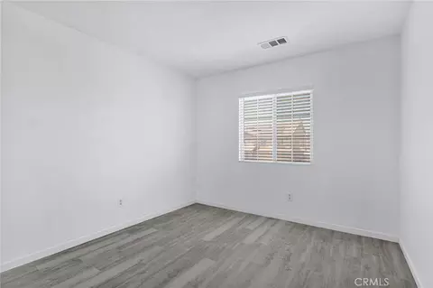 Bedroom - 13957 Katelyn St, Hesperia, CA 92345 photo 5 of 8