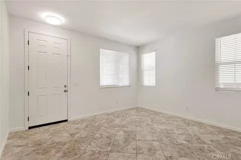 Living - 13957 Katelyn St, Hesperia, CA 92345 photo 1 of 11