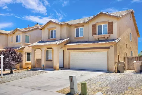 Exterior - 13957 Katelyn St, Hesperia, CA 92345 photo 2 of 7