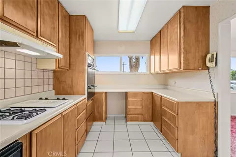 Kitchen - 124 N N Pne, Rialto, CA 92376 photo 4 of 5