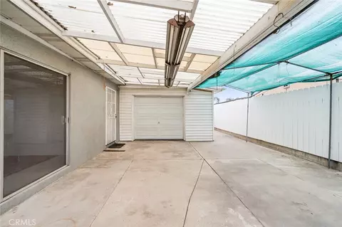 Exterior - 124 N N Pne, Rialto, CA 92376 photo 5 of 11