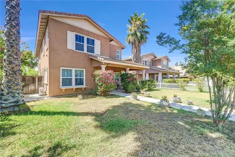 2925 Lemon St, Riverside, CA 92501 photo 4