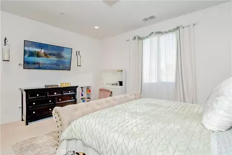 Bedroom - 14148 Amici Pl, Beaumont, CA 92223 photo 4 of 11