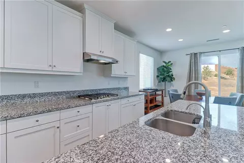 Kitchen - 14148 Amici Pl, Beaumont, CA 92223 photo 4 of 4