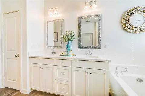 Bath - 14148 Amici Pl, Beaumont, CA 92223 photo 2 of 8
