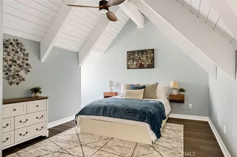 Bedroom - 1213 Montreal Dr, Lake Arrowhead, CA 92352 photo 8 of 9
