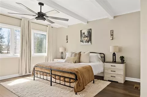 Bedroom - 1213 Montreal Dr, Lake Arrowhead, CA 92352 photo 1 of 9