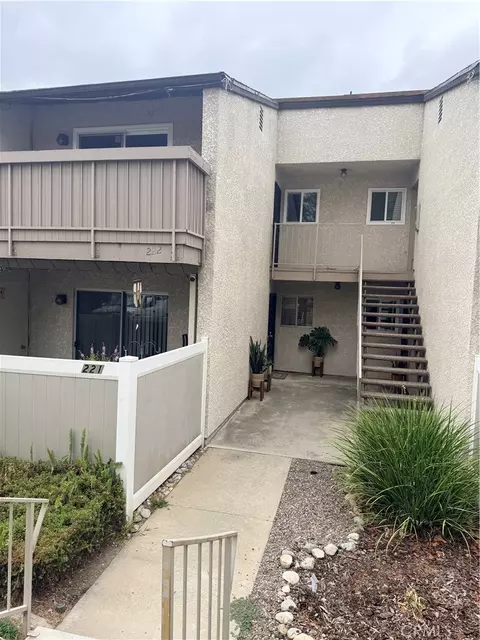 8990 19th #222, Rancho Cucamonga, CA 91701