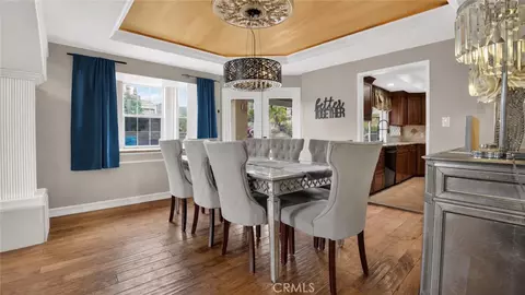Dining - 3243 Yardley, Simi Valley, CA 93063 photo 1 of 2