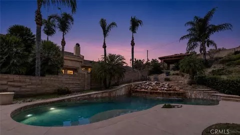 Exterior - 3243 Yardley, Simi Valley, CA 93063 photo 17 of 18