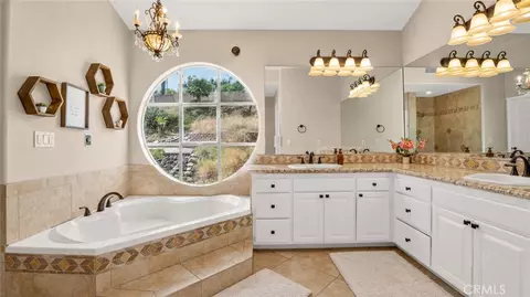 Bath - 3243 Yardley, Simi Valley, CA 93063 photo 4 of 5