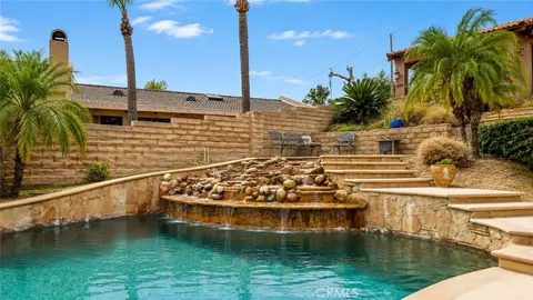 Exterior - 3243 Yardley, Simi Valley, CA 93063 photo 9 of 18