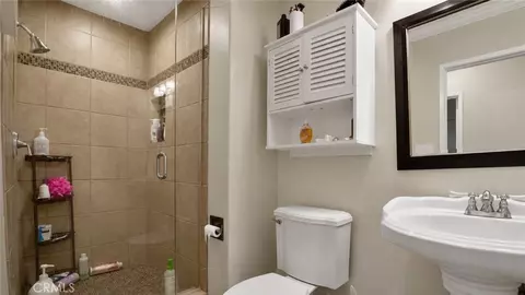 Bath - 3243 Yardley, Simi Valley, CA 93063 photo 1 of 5