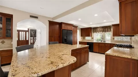 Kitchen - 3243 Yardley, Simi Valley, CA 93063 photo 2 of 3