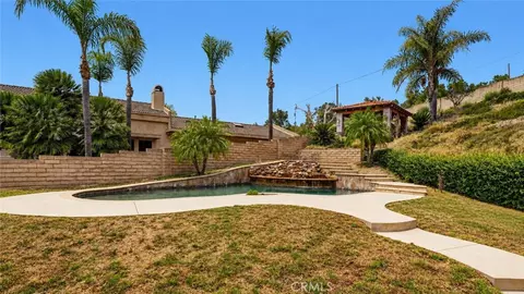 Exterior - 3243 Yardley, Simi Valley, CA 93063 photo 5 of 18