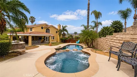 Exterior - 3243 Yardley, Simi Valley, CA 93063 photo 14 of 18