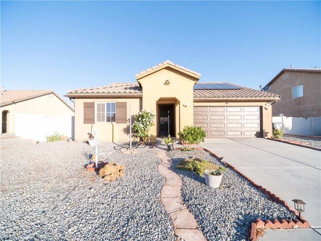 16066 Pawnee Pl, Victorville, CA 92394