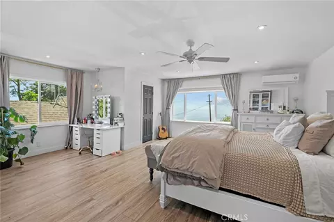 Bedroom - 1015 Summit, Crestline, CA 92325 photo 6 of 8