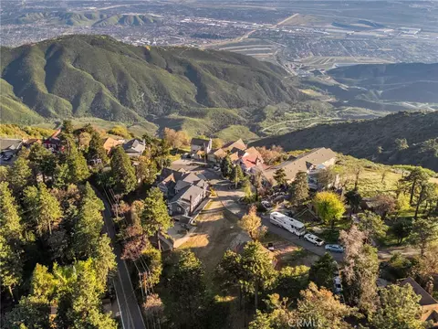 View/Area - 1015 Summit, Crestline, CA 92325 photo 1 of 2