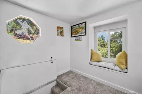 Entry Way - 1015 Summit, Crestline, CA 92325 photo 6 of 6