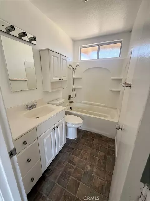 40210 Frances, Hemet, CA 92543 photo 6