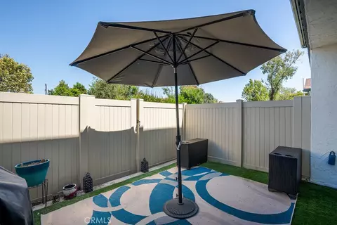 Exterior - 555 D, Upland, CA 91786 photo 3 of 9