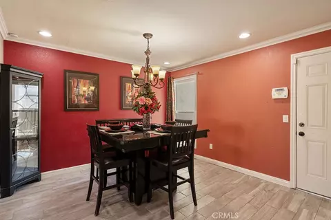 Dining - 555 D, Upland, CA 91786 photo 1 of 2