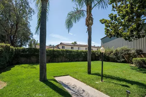 Exterior - 555 D, Upland, CA 91786 photo 8 of 9