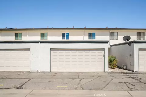 Exterior - 555 D, Upland, CA 91786 photo 4 of 9