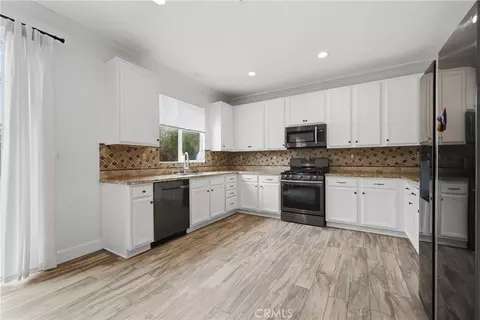 2180 Stonewood, Mentone, CA 92359 photo 22