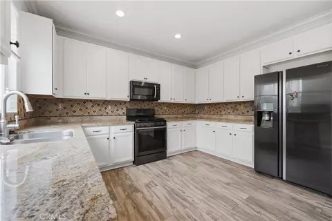 2180 Stonewood, Mentone, CA 92359 photo 24