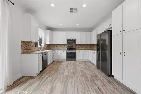 2180 Stonewood, Mentone, CA 92359 photo 21