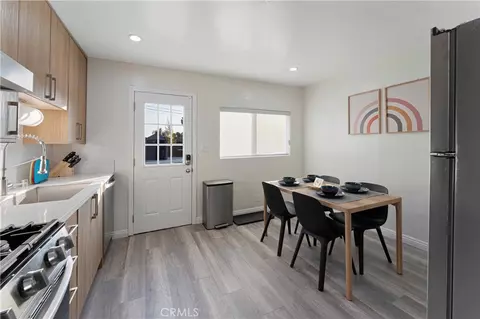 Dining - 332 El Sur, Monrovia, CA 91016 photo 2 of 3