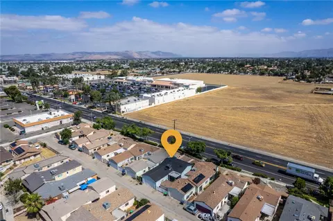 385 E Stetson, Hemet, CA 92543 photo 29